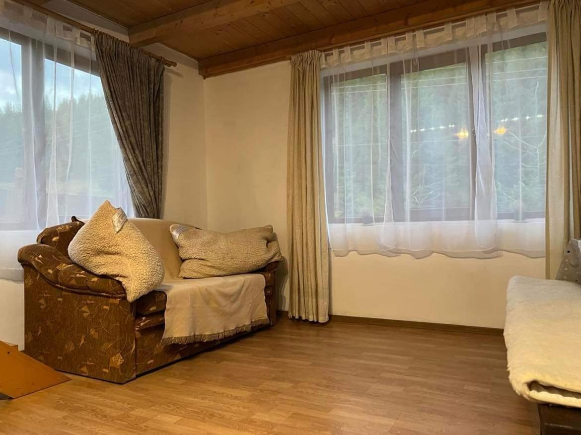 Csillag Kulcsoshaz Villa Gheorgheni  Eksteriør bilde